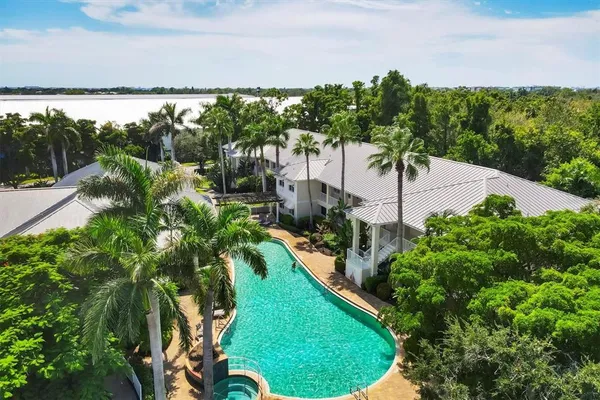$725,000 | 3510 54th Drive West, Unit 202, Bradenton, FL 34210