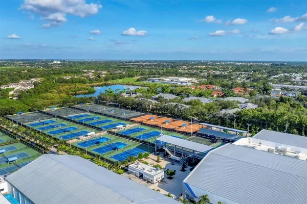 $725,000 | 3510 54th Drive West, Unit 202, Bradenton, FL 34210