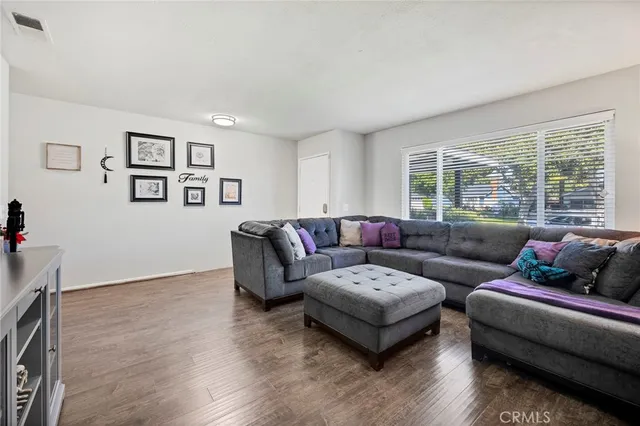 $599,999 | 10022 Chula Vista Way, Riverside, CA 92503