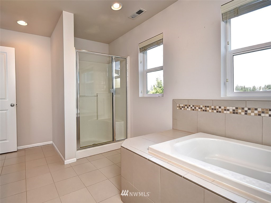 3607 186th Place Southeast Bothell, WA 98012 - Photo 16 of 23 Gallery Image 16