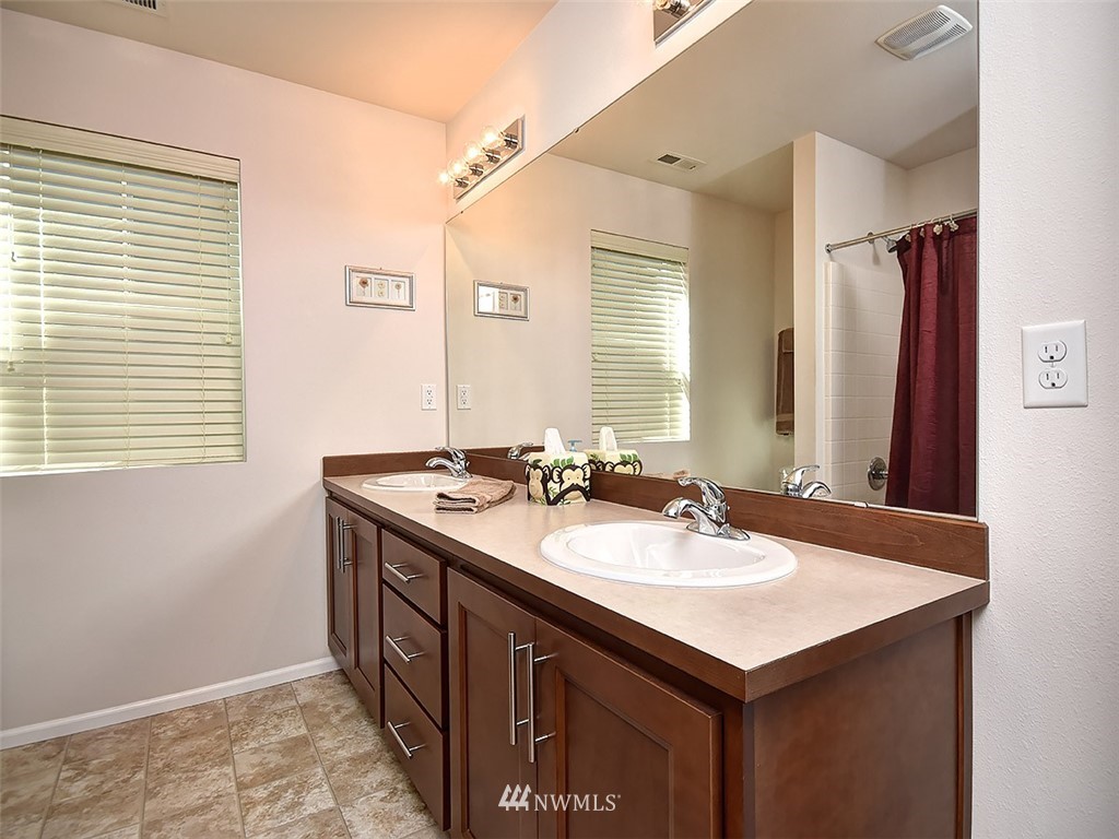 3607 186th Place Southeast Bothell, WA 98012 - Photo 19 of 23 Gallery Image 19