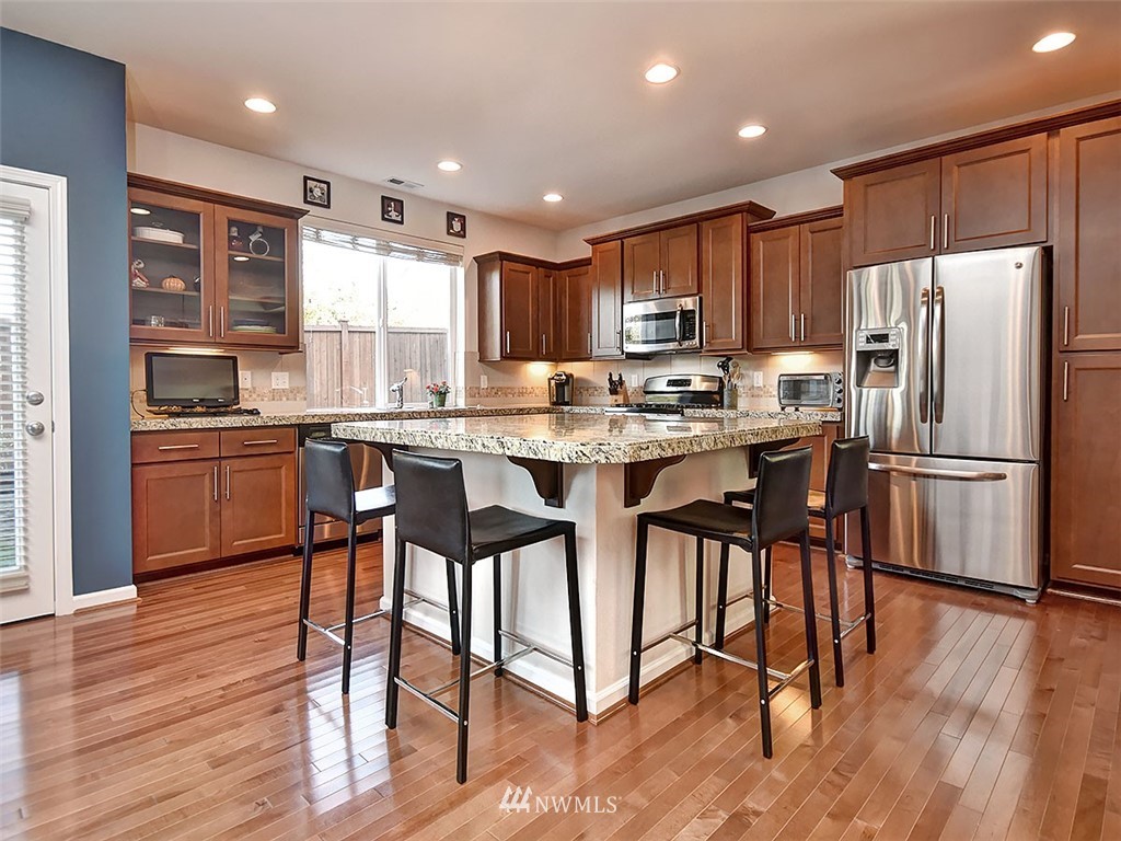 3607 186th Place Southeast Bothell, WA 98012 - Photo 3 of 23 Gallery Image 3