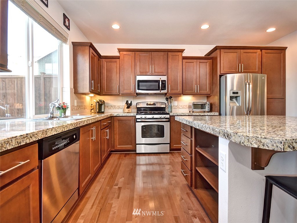 3607 186th Place Southeast Bothell, WA 98012 - Photo 4 of 23 Gallery Image 4