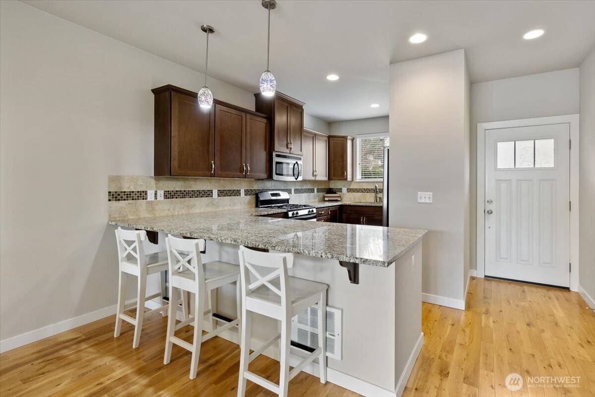 16526 2nd Avenue Southeast Bothell, WA 98012 - Photo 11 of 36