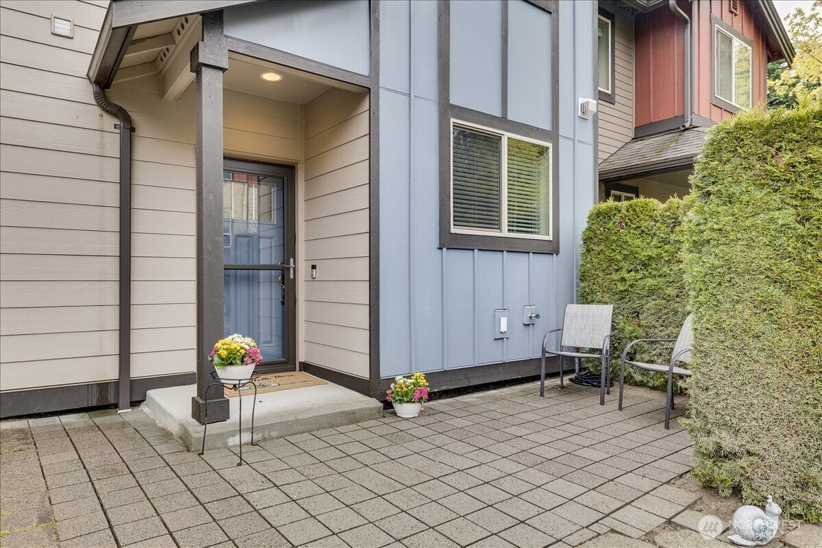 16526 2nd Avenue Southeast Bothell, WA 98012 - Photo 32 of 36