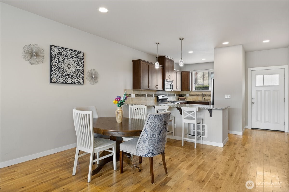 16526 2nd Avenue Southeast Bothell, WA 98012 - Photo 7 of 36