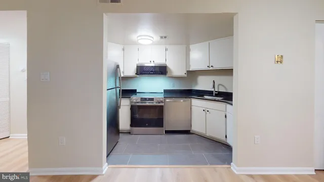 $2,350 | 1438 Meridian Place Northwest, Unit 102, Washington, DC 20010