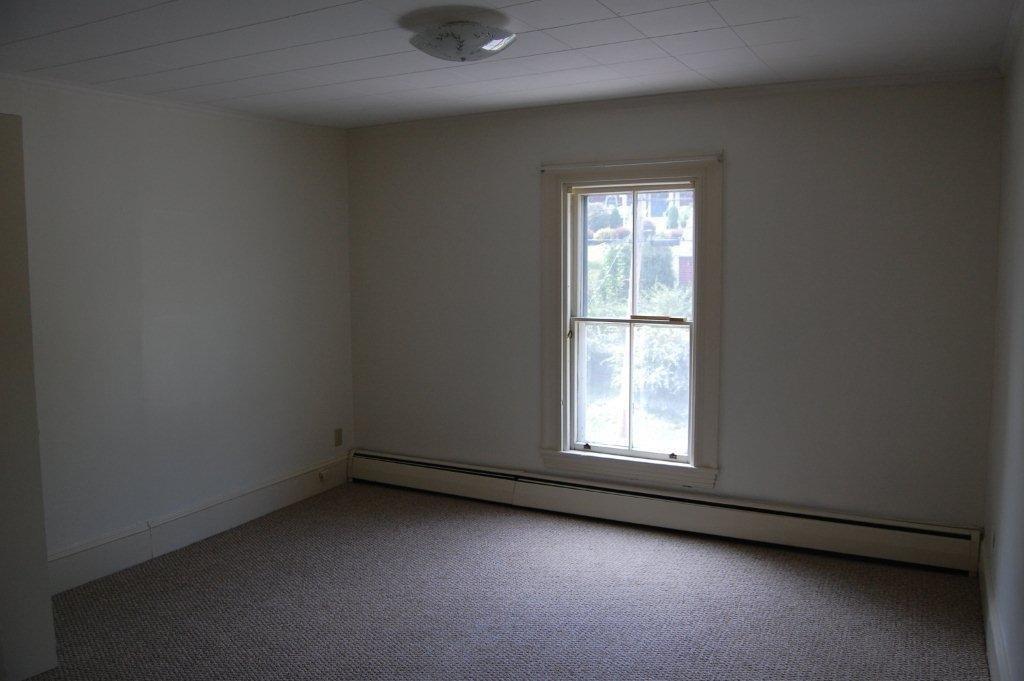 18 Warren Street Hallowell, ME 04347 - Photo 9 of 16 Photo