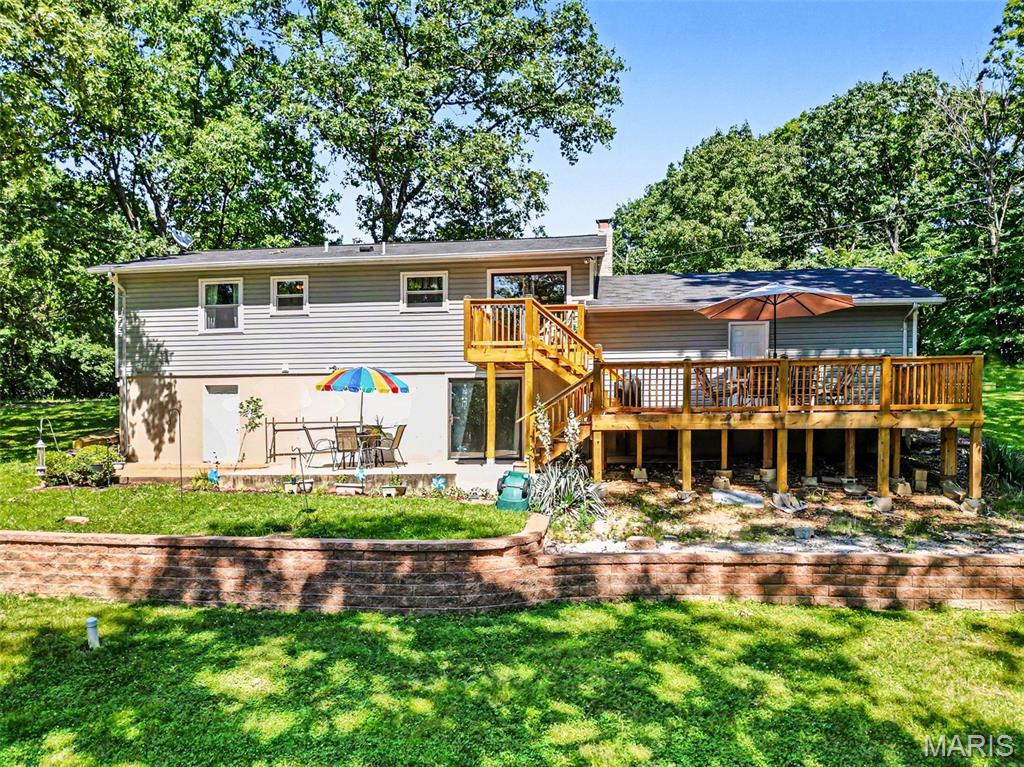 2371 Crestview Drive High Ridge, MO 63049 - Photo 23 of 29