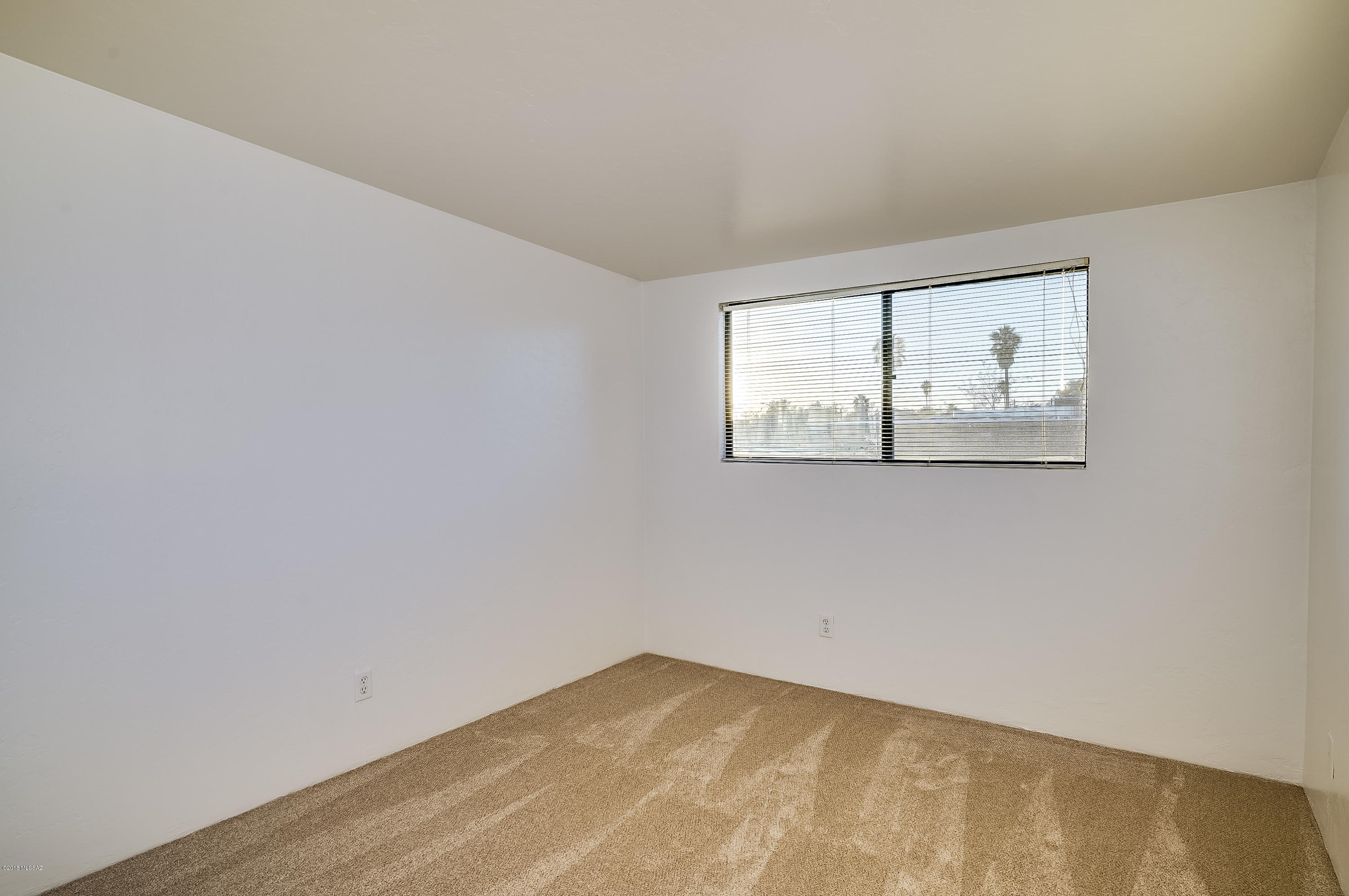 7448 East Random Ridge Drive Tucson, AZ 85710 - Photo 30 of 47