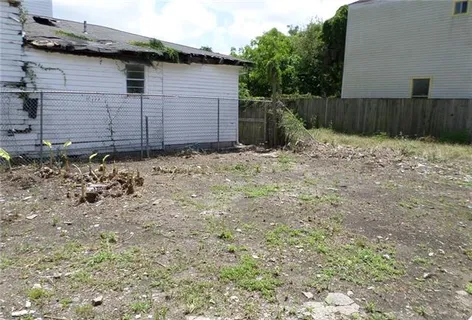 $142,500 | 1335-37 Frenchmen Street, New Orleans, LA 70116