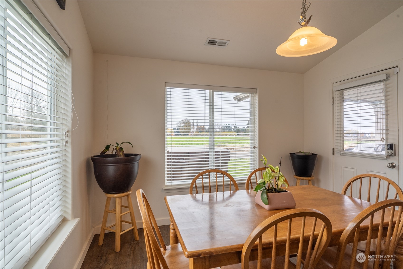 805 South Hamilton Road Moses Lake, WA 98837 - Photo 16 of 40