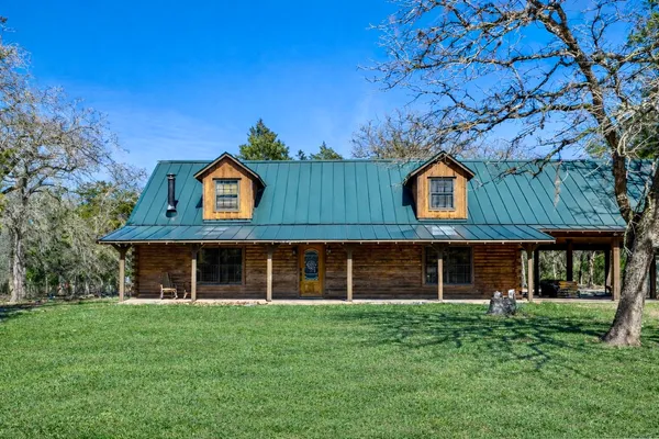 $745,000 | 1760 County Road 215, Weimar, TX 78962