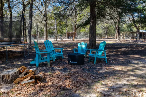 $745,000 | 1760 County Road 215, Weimar, TX 78962