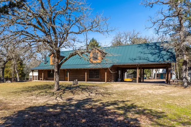 $789,900 | 1760 County Road 215, Weimar, TX 78962