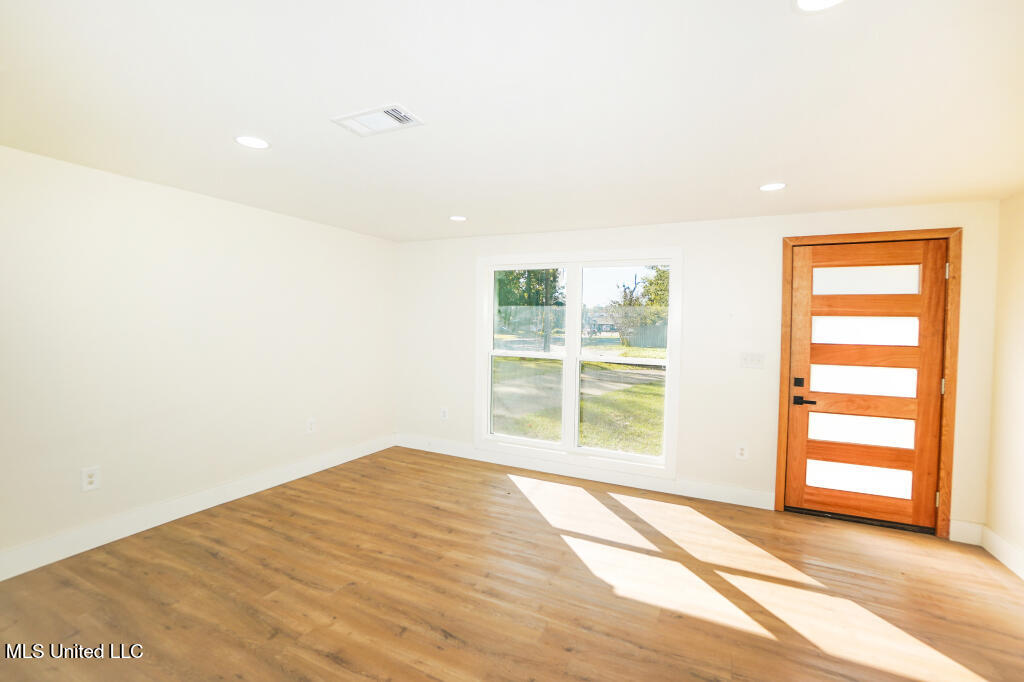 522 Christine Drive Ridgeland, MS 39157 - Photo 2 of 21 522-christine-drive-02