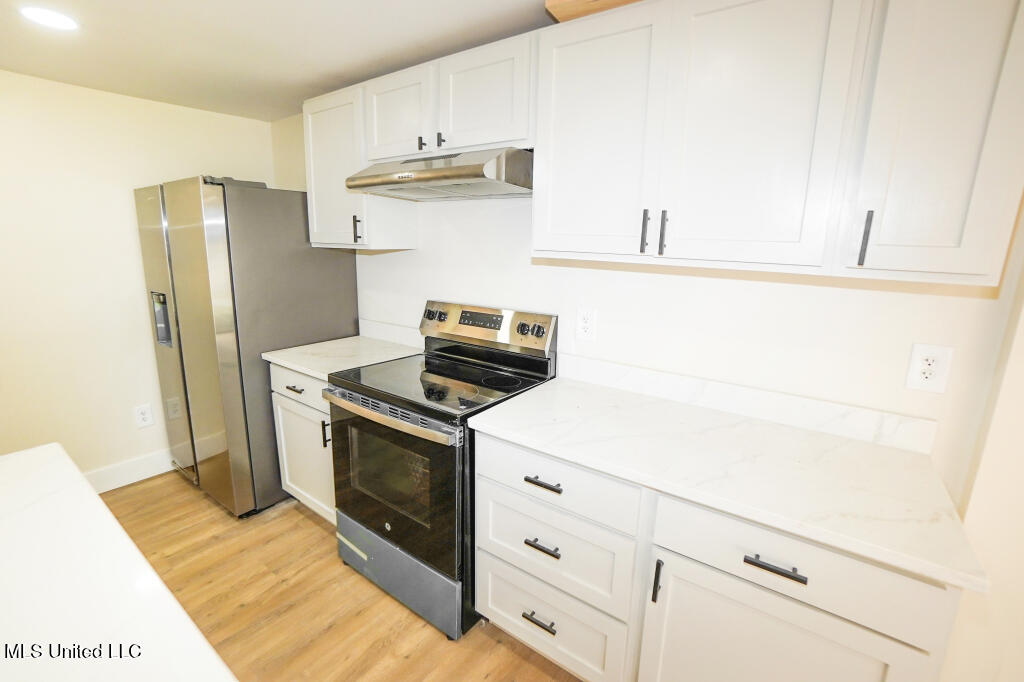 522 Christine Drive Ridgeland, MS 39157 - Photo 8 of 21 522-christine-drive-08