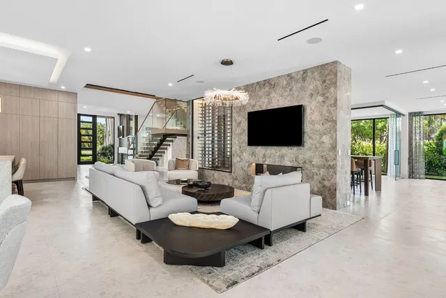 $14,995,000 | 217 Thatch Palm Drive, Boca Raton, FL 33432