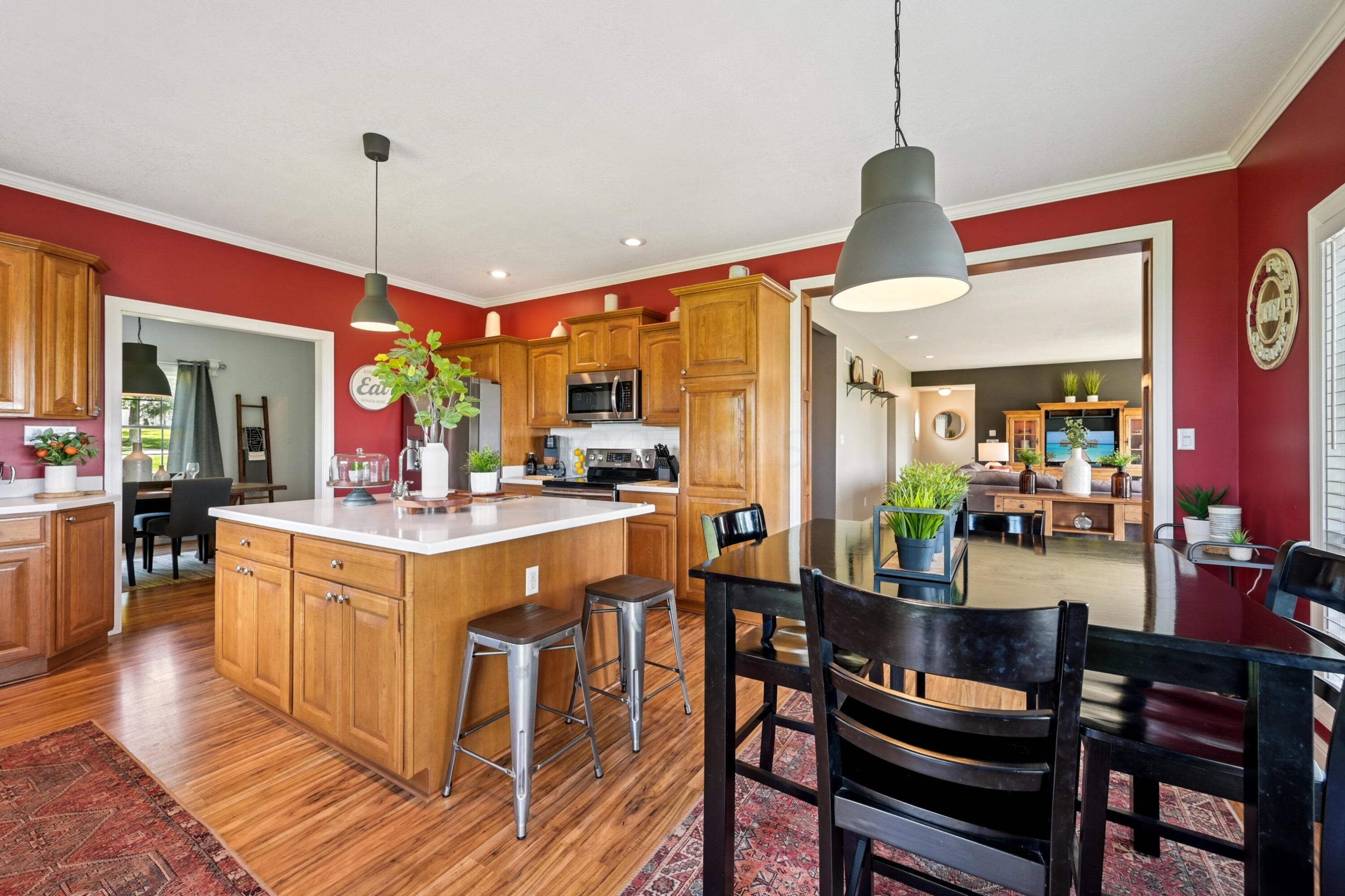 564 National Road Southeast Hebron, OH 43025 - Photo 23 of 106 Kitchen/Dinette