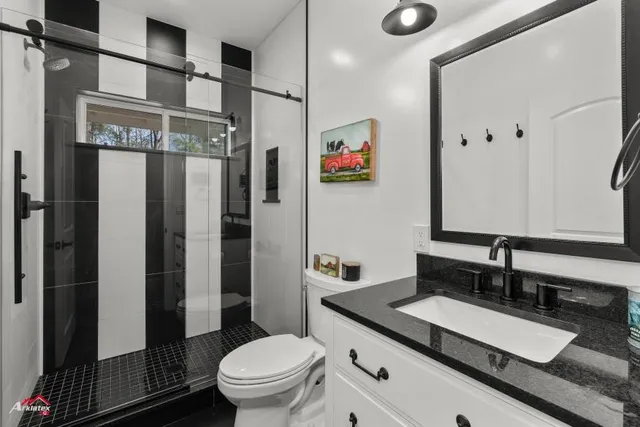 $699,000 | 6270 Highway 259, Naples, TX 75568