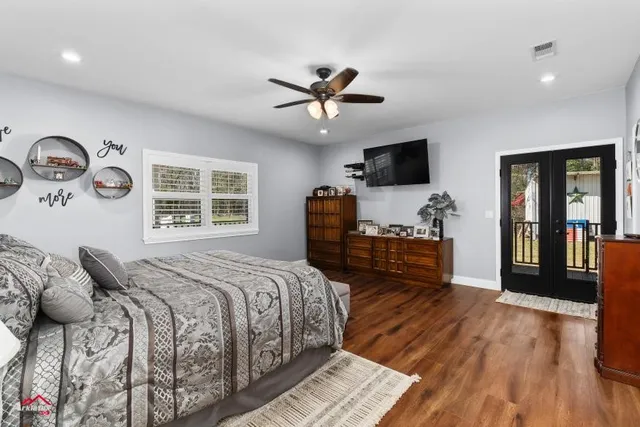 $699,000 | 6270 Highway 259, Naples, TX 75568