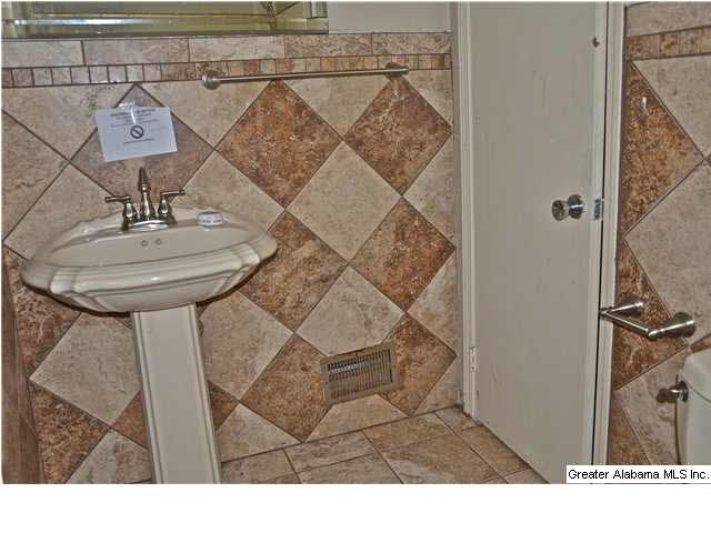1701 5th Street Northwest Center Point, AL 35215 - Photo 22 of 32