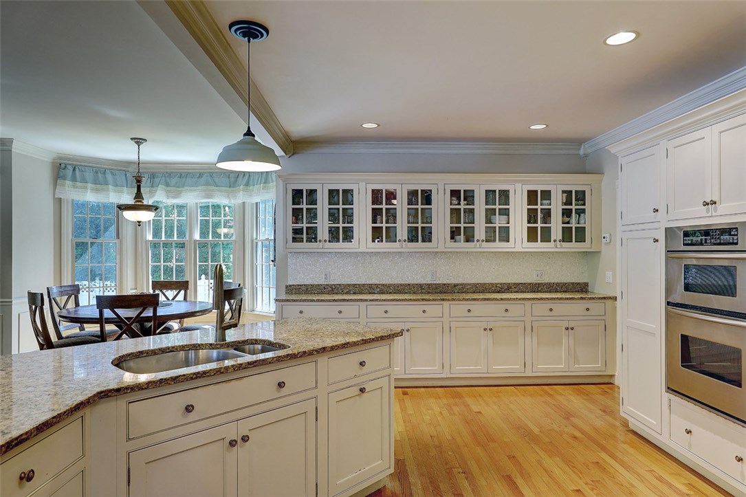 40 Chapin Road Barrington, RI 02806 - Photo 12 of 43 Gallery Image 12