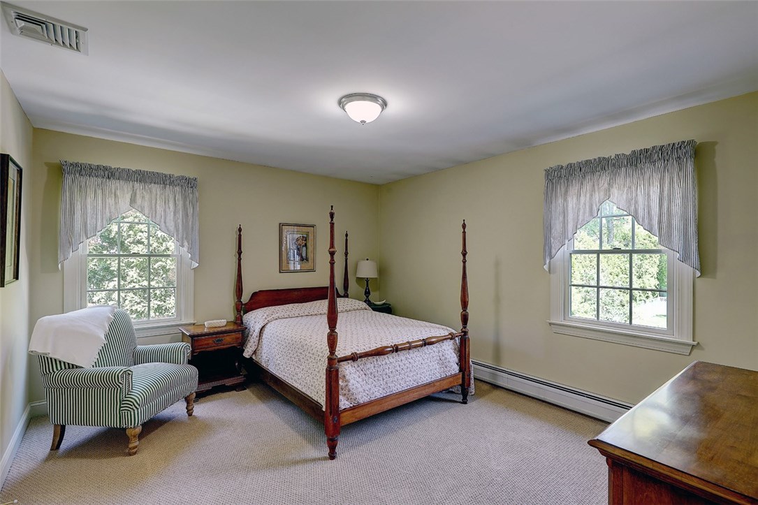 40 Chapin Road Barrington, RI 02806 - Photo 32 of 43 Gallery Image 32