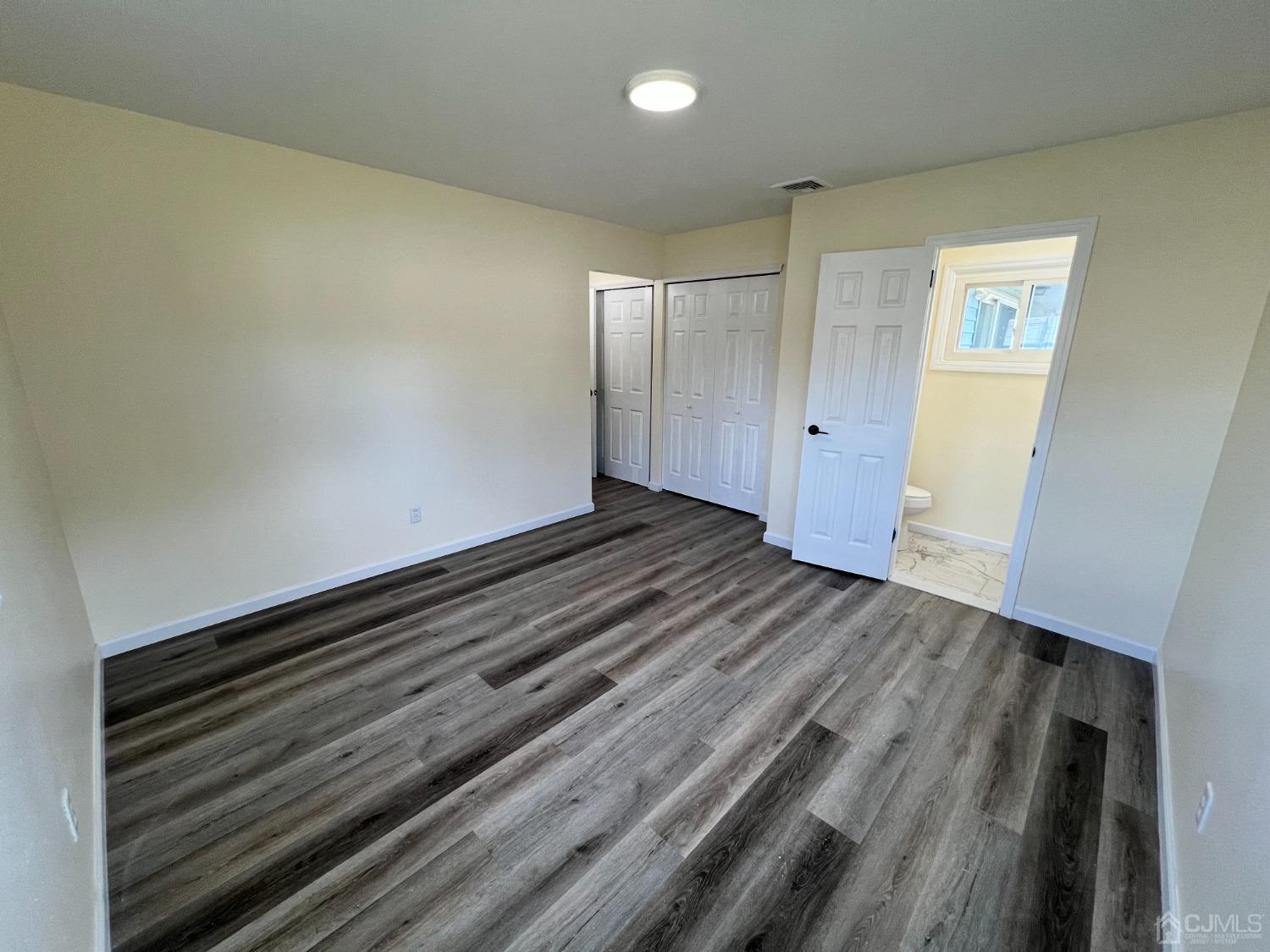 21 Kendall Road Kendall Park, NJ 08824 - Photo 11 of 16 Gallery Image 11