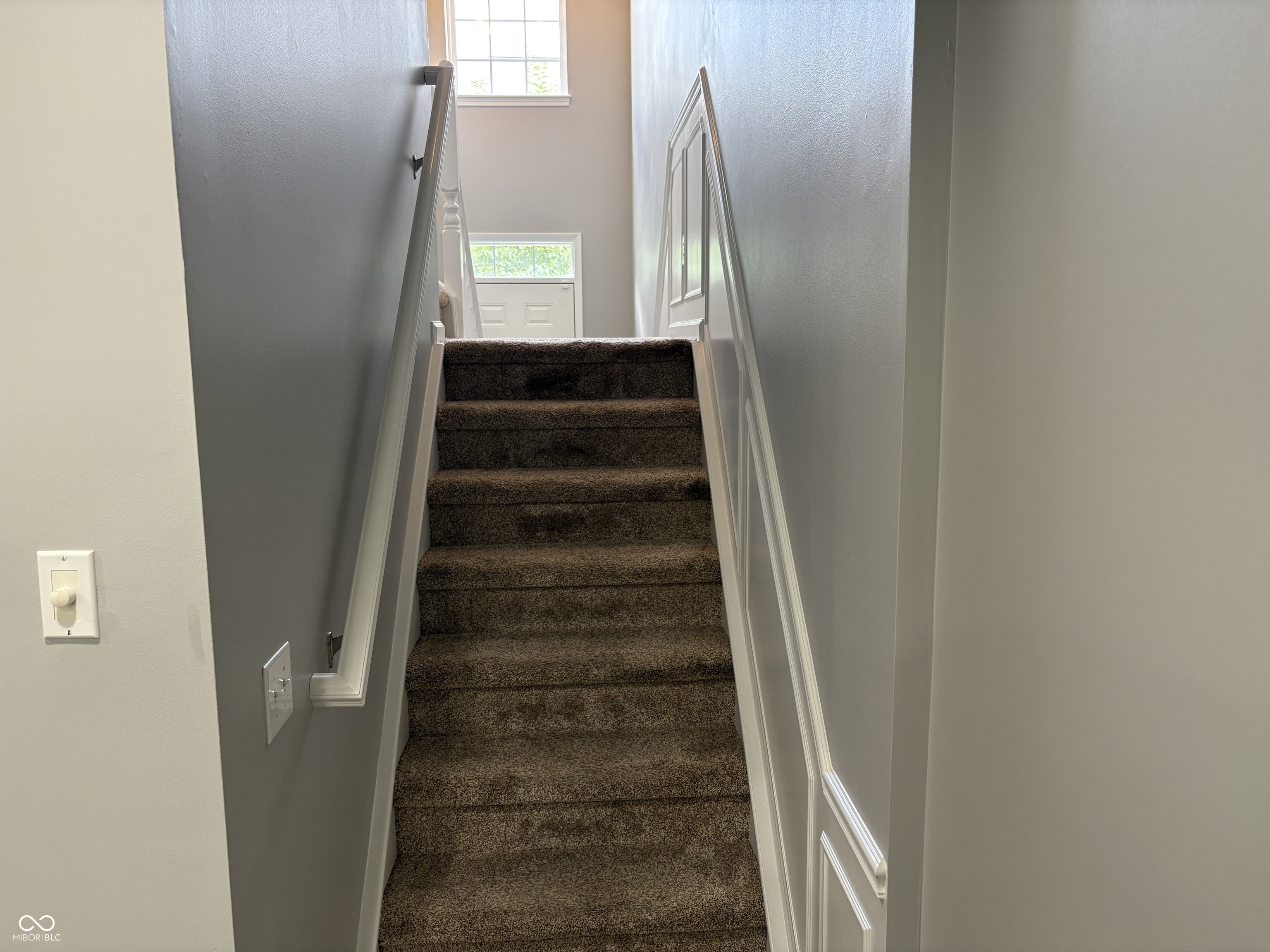 9059 Rider Drive Fishers, IN 46038 - Photo 3 of 24 Gallery Image 3