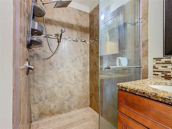 $269,900 | 909 Valentina Drive, Dundee, FL 33838