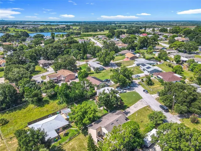 $279,900 | 909 Valentina Drive, Dundee, FL 33838