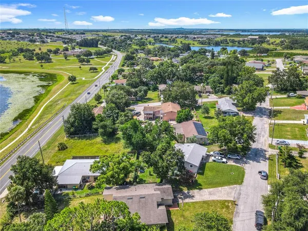 $269,900 | 909 Valentina Drive, Dundee, FL 33838