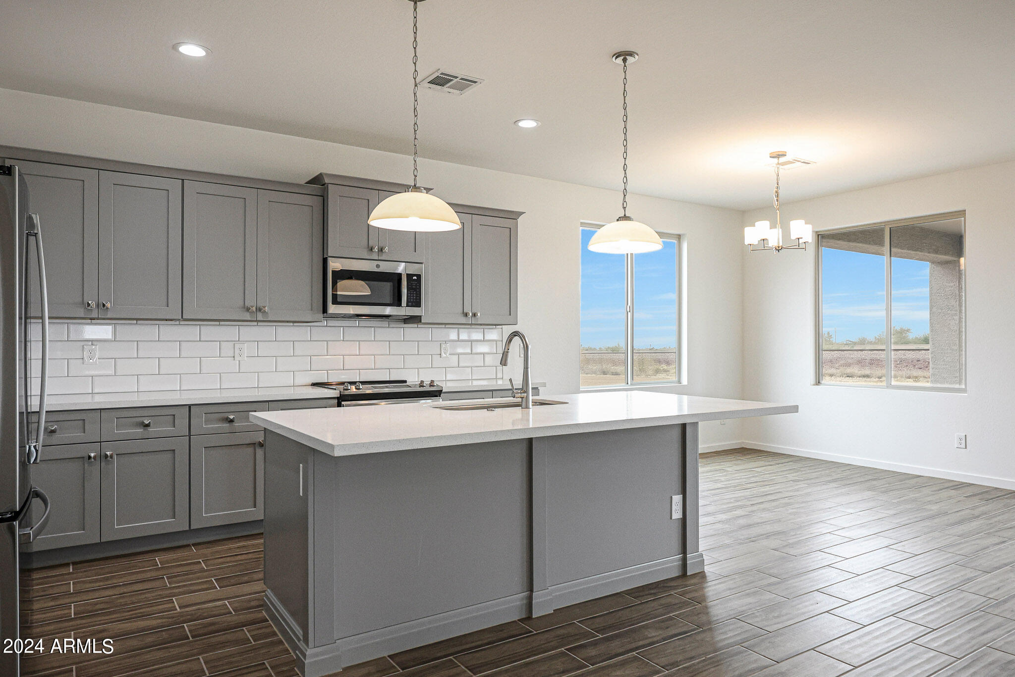 21423 West Sleepy Ranch Road Wittmann, AZ 85361 - Photo 4 of 29 B (4)