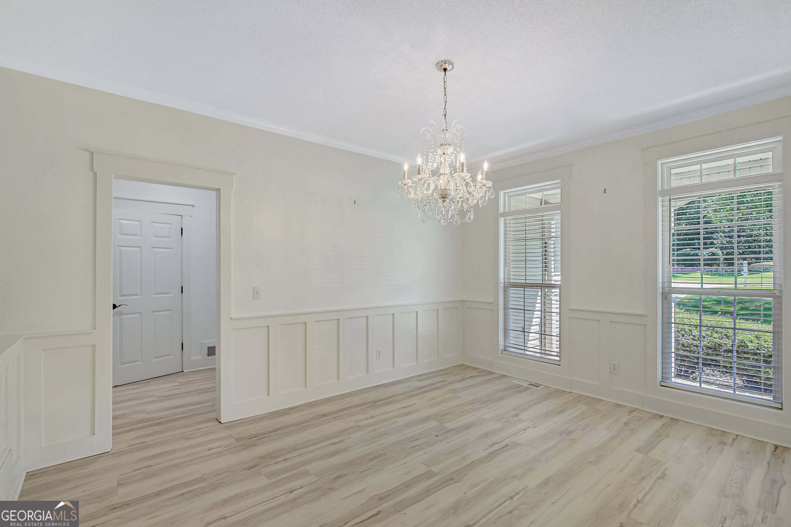 37 Forest Point Newnan, GA 30265 - Photo 8 of 53