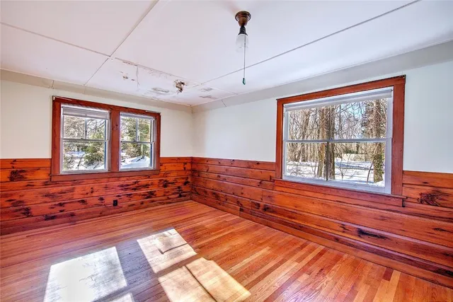 $1,279,000 | 74 Adams Point Road, Barrington, RI 02806