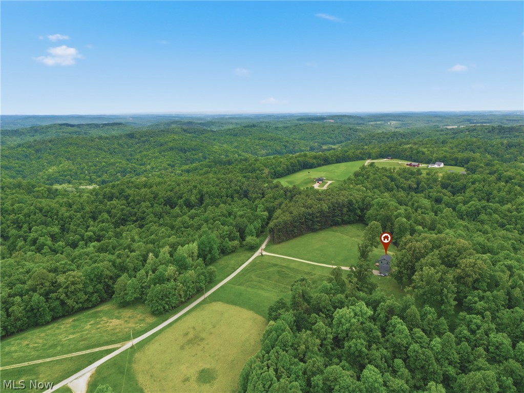 410 Ocelot Road Southeast Mechanicstown, OH 44651 - Photo 13 of 50