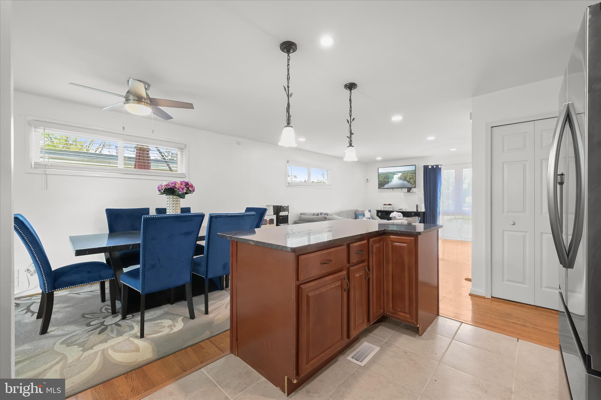 9713 Tulsemere Road Randallstown, MD 21133 - Photo 19 of 44 Kitchen & dining room