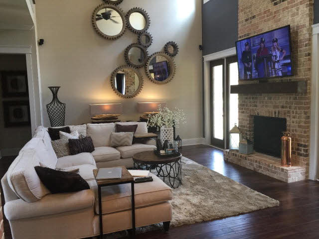 18317 Treasure Oaks Road Gulf Shores, AL 36542 - Photo 7 of 25 Living Room