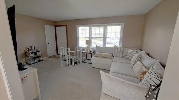 $290,000 | 7009 Northwest 80th Street, Kansas City, MO 64152