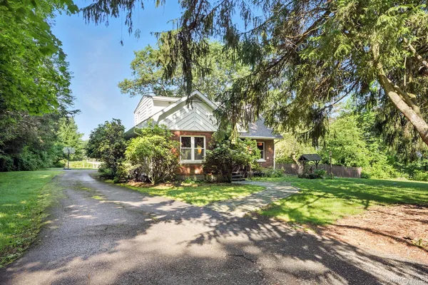 $750,000 | 28 Moseman Avenue, Katonah, NY 10536