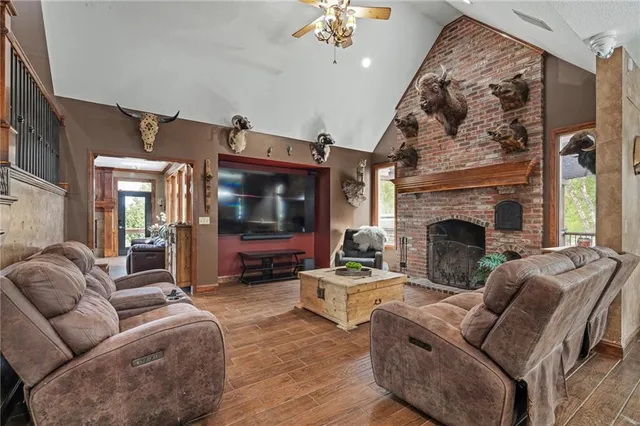 $1,200,000 | 34805 East Colbern Road, Lone Jack, MO 64070