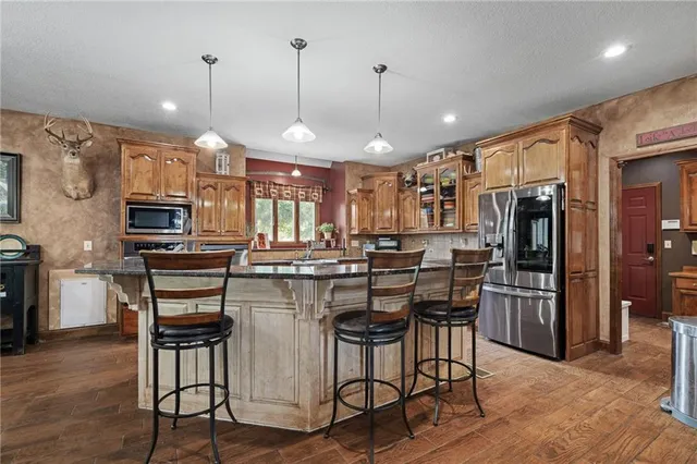 $1,200,000 | 34805 East Colbern Road, Lone Jack, MO 64070