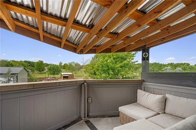 $1,200,000 | 34805 East Colbern Road, Lone Jack, MO 64070