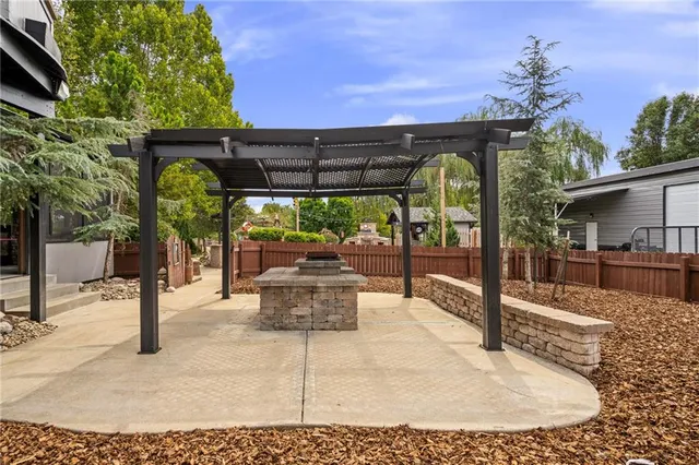 $1,200,000 | 34805 East Colbern Road, Lone Jack, MO 64070