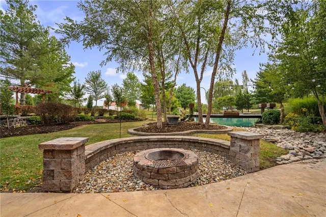 $1,200,000 | 34805 East Colbern Road, Lone Jack, MO 64070