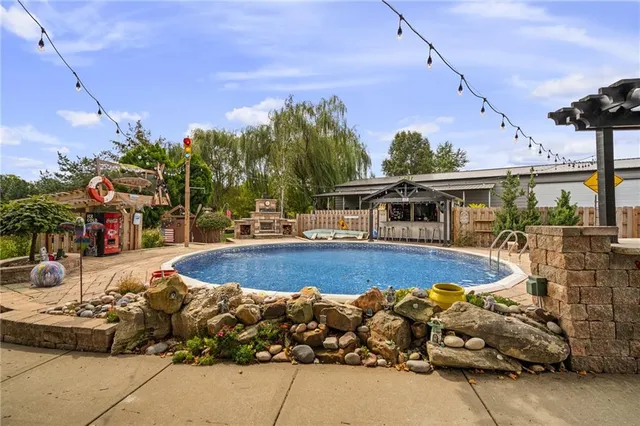 $1,200,000 | 34805 East Colbern Road, Lone Jack, MO 64070