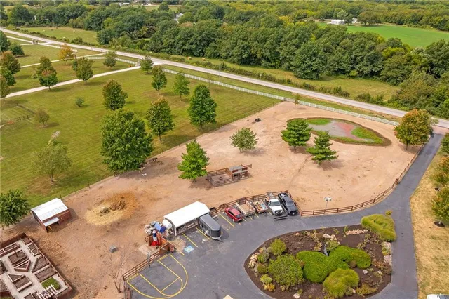 $1,200,000 | 34805 East Colbern Road, Lone Jack, MO 64070