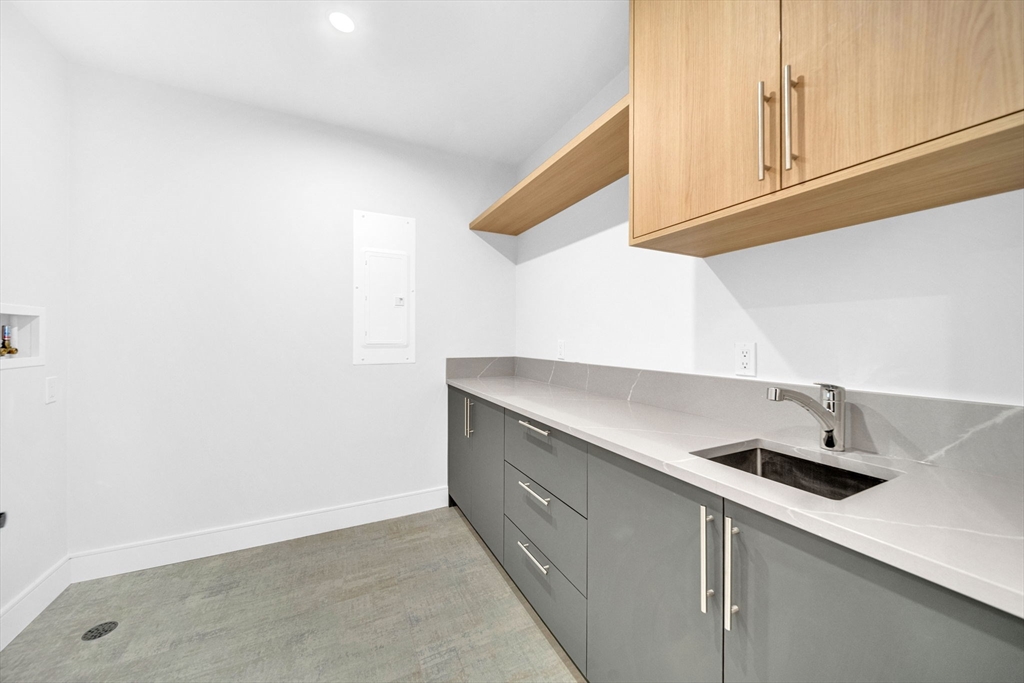 447 Hillside Avenue Needham, MA 02494 - Photo 29 of 42