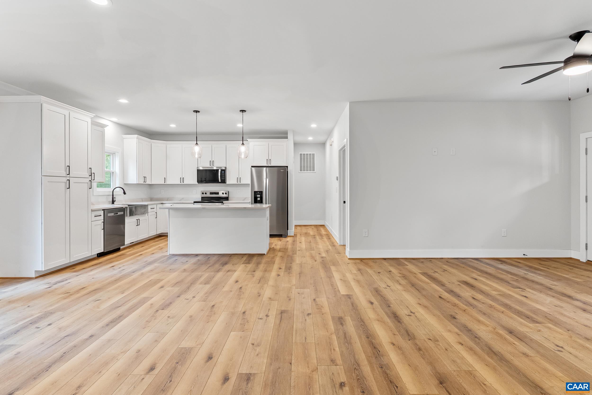 594 Community Road Dillwyn, VA 23936 - Photo 29 of 48 a view of kitchen with wooden floor